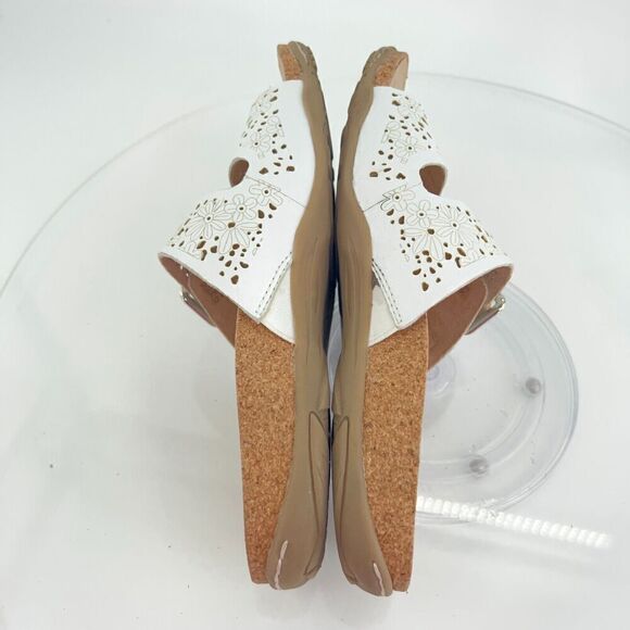 Earth Women's Sand Antigua Sandal Size 7 Low Wedge Slide White Straps Buckle - Picture 9 of 12